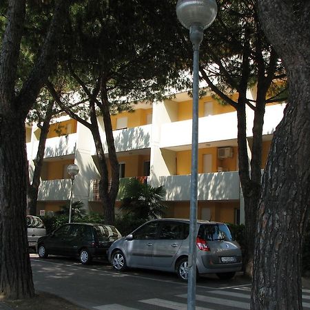 Cinzia Apartment Bibione Exterior foto
