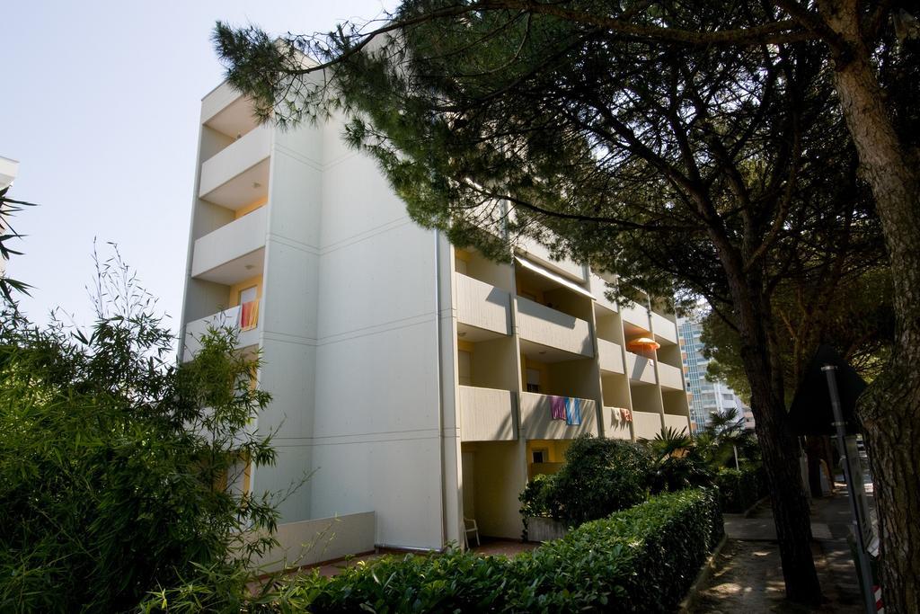 Cinzia Apartment Bibione Exterior foto